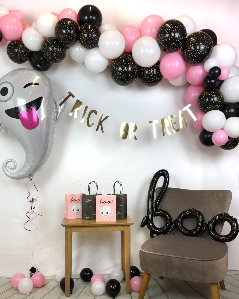 Pink-A-Boo Garland - PartyFeverLtd